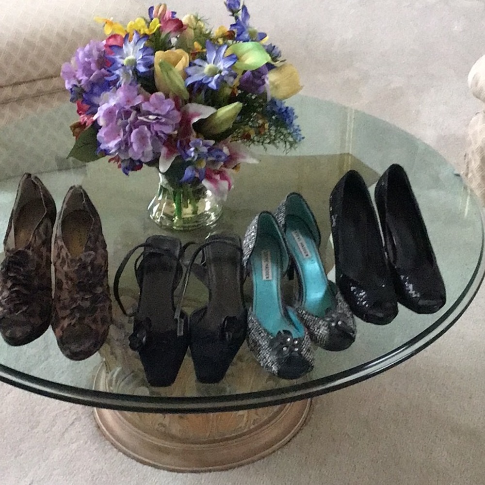 Selling 4 pairs of shoes for $35 sizes range from 8.5 to 9 Selling together